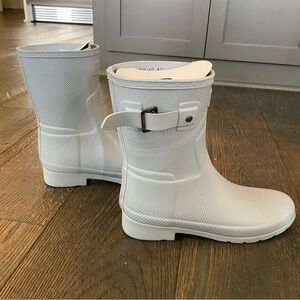 HUNTER REFINED SHORT WAVE TEXTURE LADIES WELLIES RAIN BOOTS STORMY GRAY